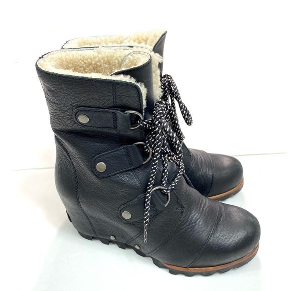 Sorel Joan Of Arctic Wedge Mid Shearling Boot in Black Size 6 NL2703-010 - Picture 5 of 14